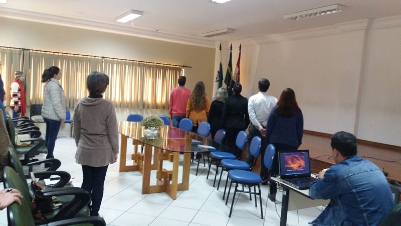 Projeto Presente na Escola